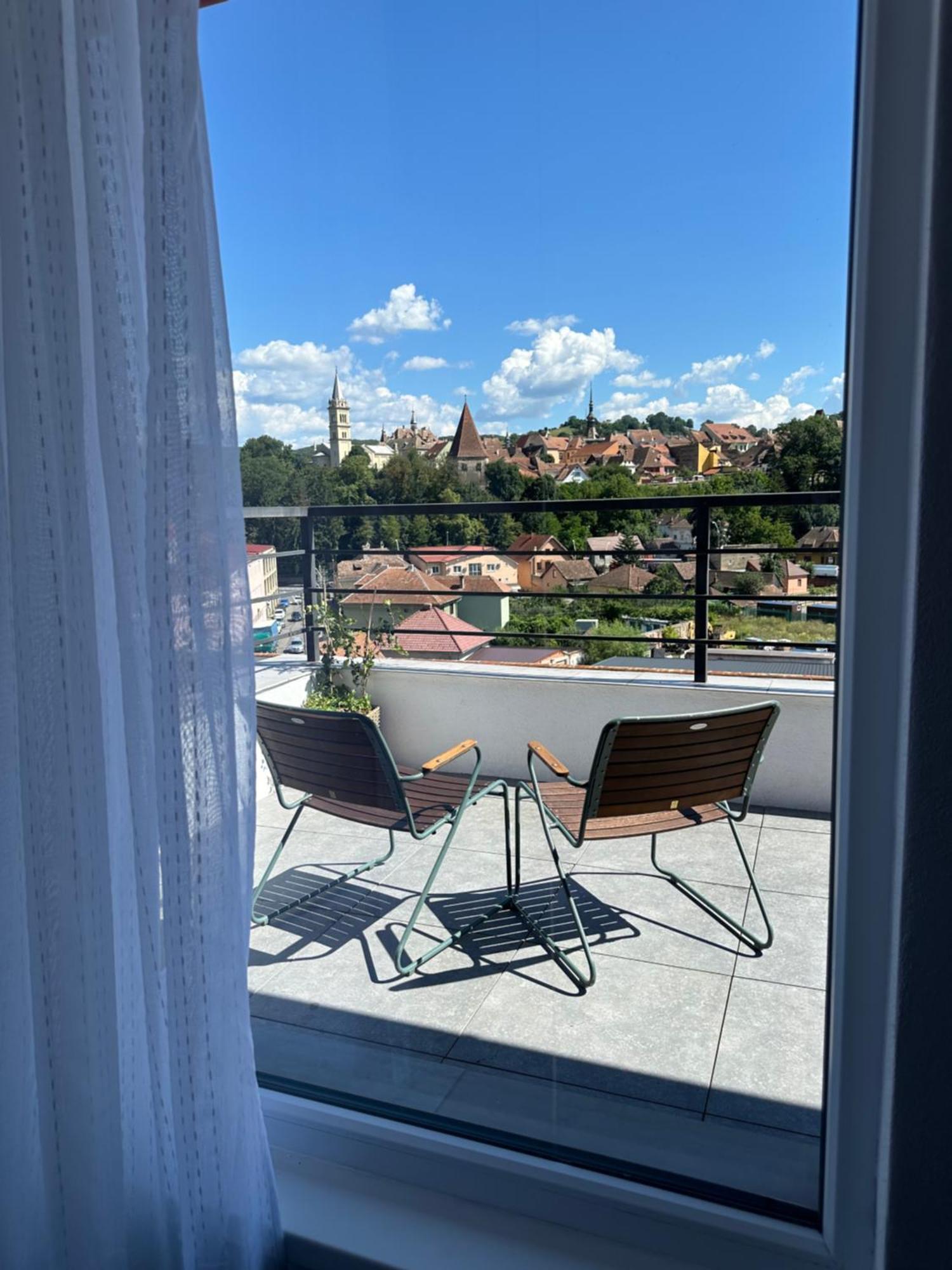 Daisy Apartment 27 Sighişoara Esterno foto